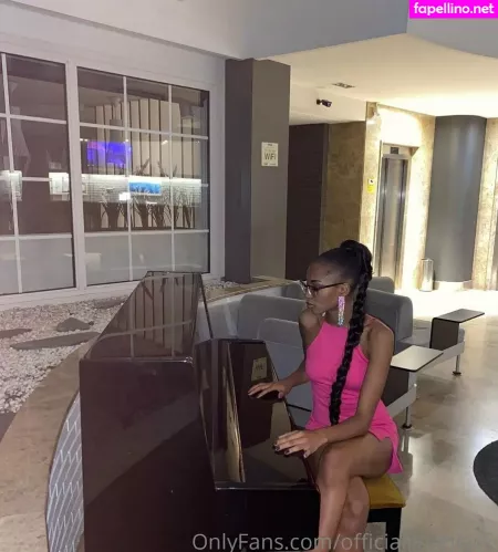 Officiallinablack OnlyFans Thumbnail #gKxbWkVuCG