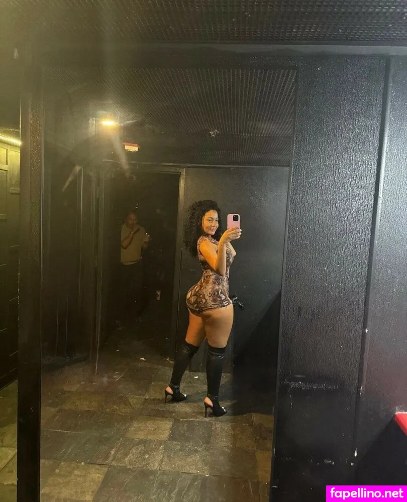 honey.isabell Nude Leaked OnlyFans Photo #2sIZYaMSdb