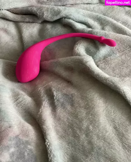 Officiallyemmyjames OnlyFans Thumbnail #retnHedWpH