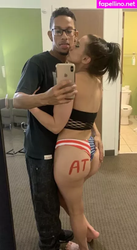 Officialmariajade OnlyFans Thumbnail #NKjBB4NDZz