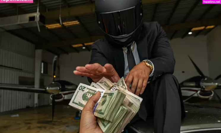 Officialmiax OnlyFans Thumbnail #CiuiEpNCBS