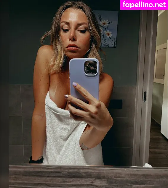 officialrosa, officialrosaa_ Nude Leaked OnlyFans Photo #bPQ9OaM64a