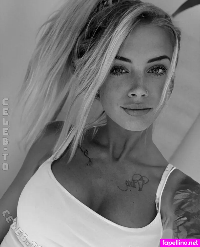 OfficialSashoe, Sashoe, sa_shoe Nude Leaked OnlyFans Photo #3n19fnm9k0