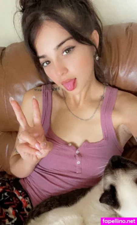 Officialsofiereyez OnlyFans Thumbnail #j4ONJelrtg