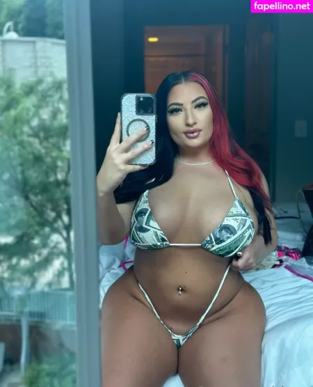 Officialsophidream 1 OnlyFans Thumbnail #9BlAPDZLFw