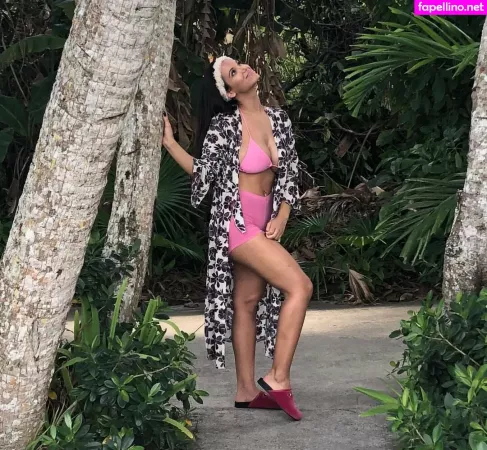 Officialzoeys OnlyFans Thumbnail #M3Y3J8QAA5