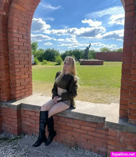 Offizieramira OnlyFans Thumbnail #NZdcsV0mta