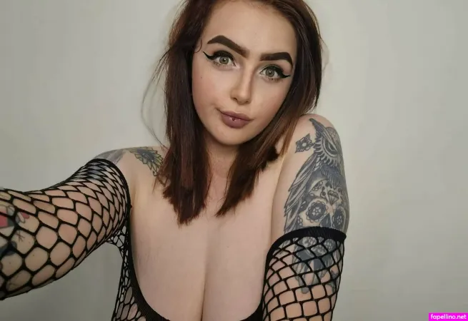 Ofharper R0se OnlyFans Thumbnail #kM4T7lLy6x