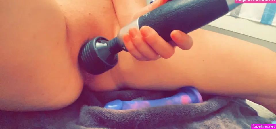 Ohiohotwife10 OnlyFans Thumbnail #frZsWEXcg7