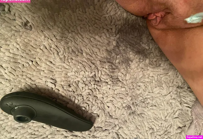 Ohiohotwife10 OnlyFans Thumbnail #y5rlBViAja