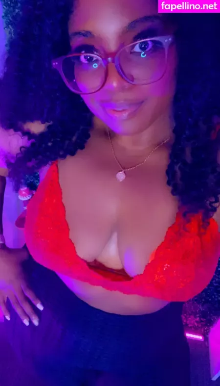 Ohlivvynoir OnlyFans Thumbnail #fJ9MBJSIR0