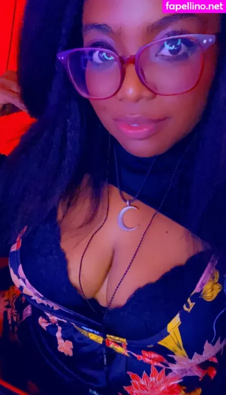 Ohlivvynoir OnlyFans Thumbnail #i3YQHKrJYR