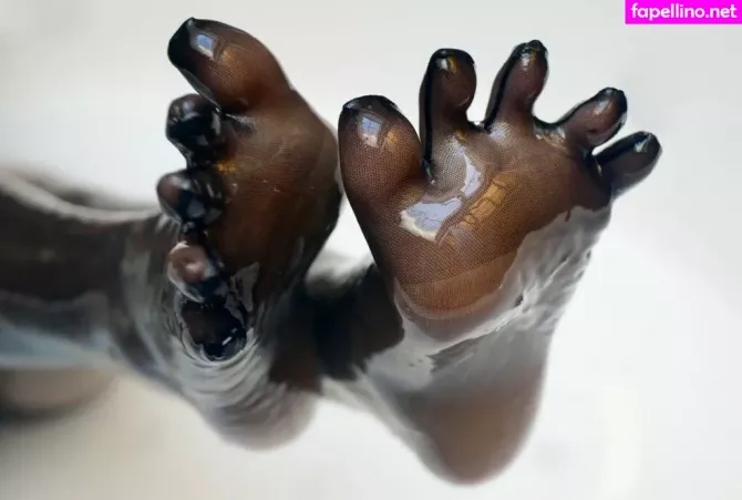 Ohmyfkinyea OnlyFans Thumbnail #6lBByFow7Q