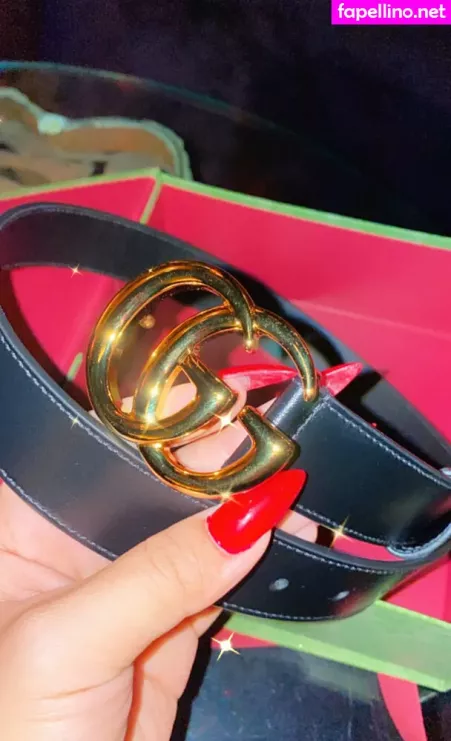 Ohmyfkinyea OnlyFans Thumbnail #Oj1SI7Yirt