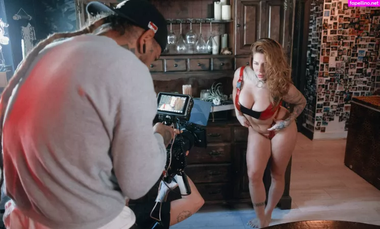 Ohrangutangerotica OnlyFans Thumbnail #QjbHi28KFS