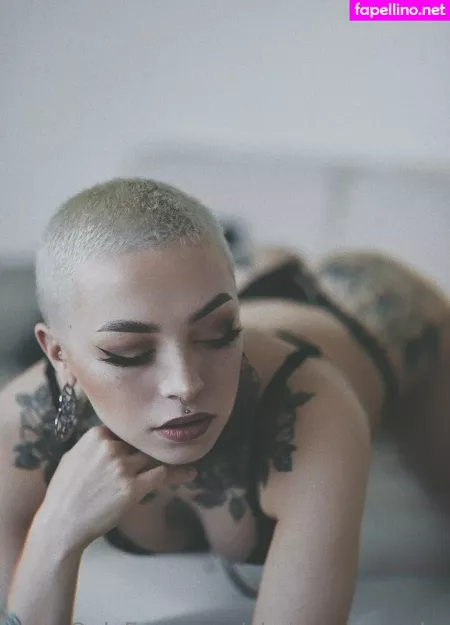 Ohshannonsucks OnlyFans Thumbnail #NOSY1eA5FM