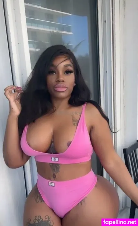 Ohso Juicy OnlyFans Thumbnail #L59EeOkXnT