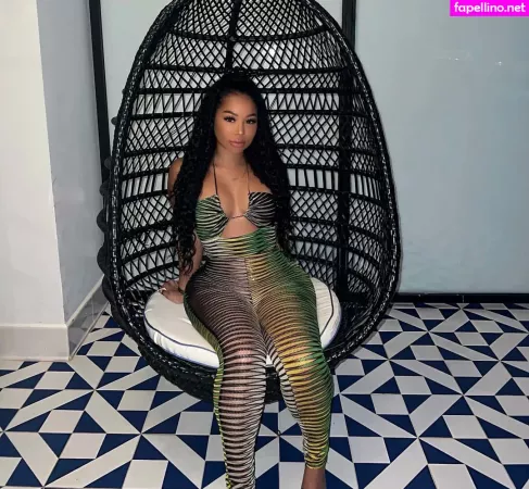 Ohsoyoulily OnlyFans Thumbnail #GXhrxyPpju