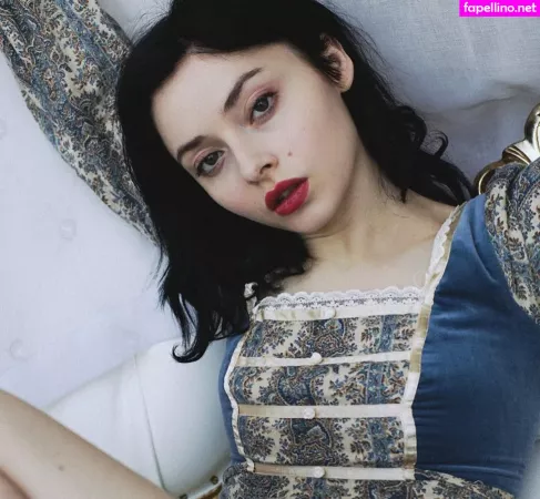 Ohthumbelina OnlyFans Thumbnail #yNB3M6FHyc