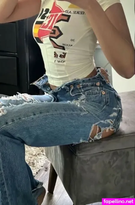 Oil7ll OnlyFans Thumbnail #2WO55aQ0I3