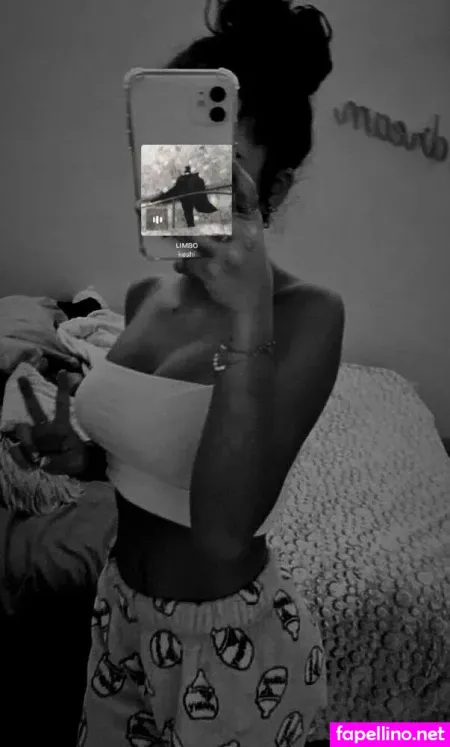 Oil7ll OnlyFans Thumbnail #fkm4tXgjfb