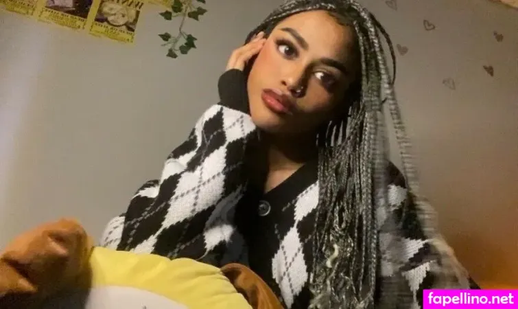 Oil7ll OnlyFans Thumbnail #nSro9CL6h3