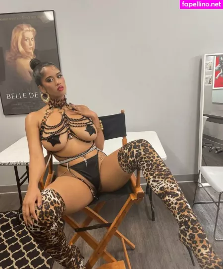 Oiympiia OnlyFans Thumbnail #yqeX1emTgX