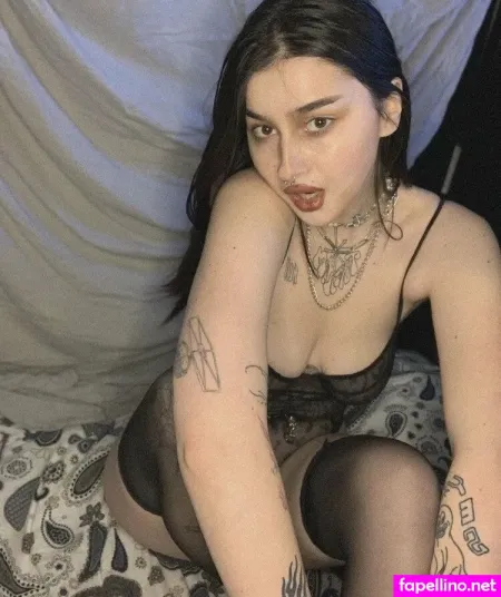 Oizysmfree OnlyFans Thumbnail #9UQfLZT8Pq