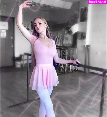 Oksana Neveselaya OnlyFans Thumbnail #7Qk4QaoLuf