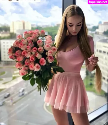 Oksana Neveselaya OnlyFans Thumbnail #KjKAGMrXcQ