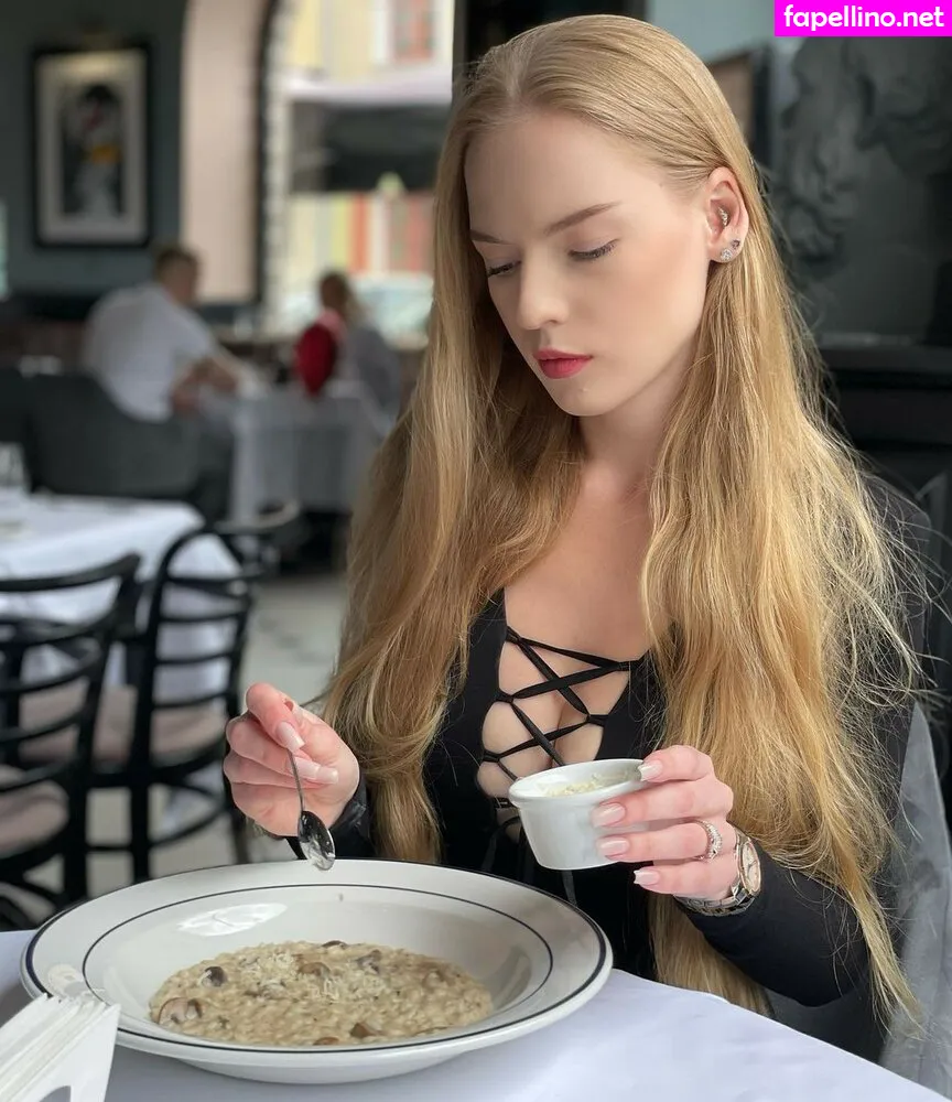 o_neveselaya, ok_neveselaya, theoksanarose Nude Leaked OnlyFans Photo #aR8vNVjToM