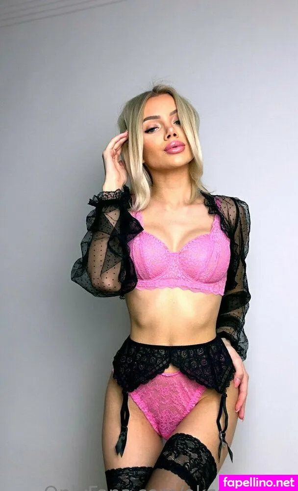 Yvonna, okssanna, okssannaone, yvonnaone Nude Leaked OnlyFans Photo #7jhFDtnWI9