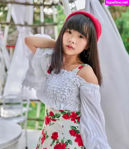 Ola Aphrodite OnlyFans Thumbnail #1kXH3LGmww