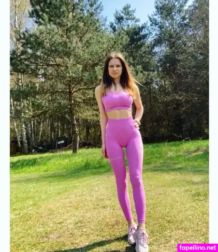 Olcziksa OnlyFans Thumbnail #wyb3ZFUnW8