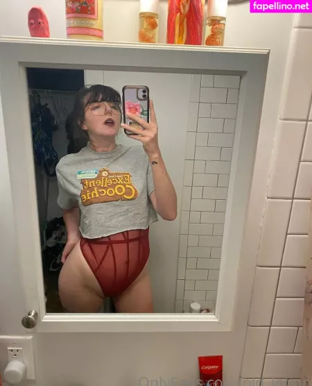 Old Lotion OnlyFans Thumbnail #9MnWn4Rgrv