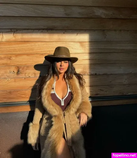 Olenia Caymares OnlyFans Thumbnail #eLJVedoHMb