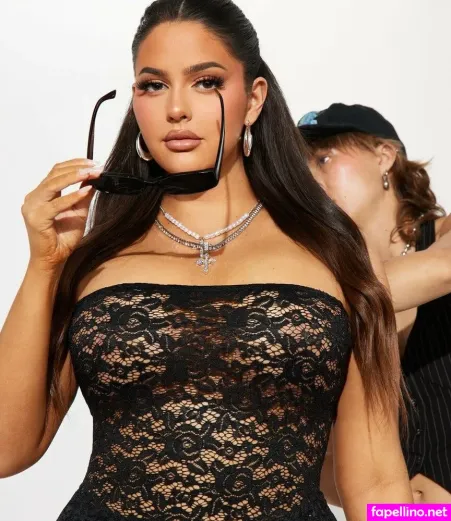 Olenia Caymares OnlyFans Thumbnail #mPdFI6kV2L