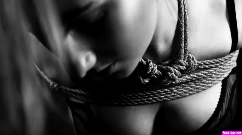 Olexandra Veklenko OnlyFans Thumbnail #PwIgQ5zA4v