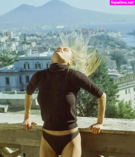 Olga De Mar OnlyFans Thumbnail #V2WbUmMb7F