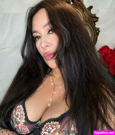 Olga Goncharova OnlyFans Thumbnail #UI9IDMGzmq