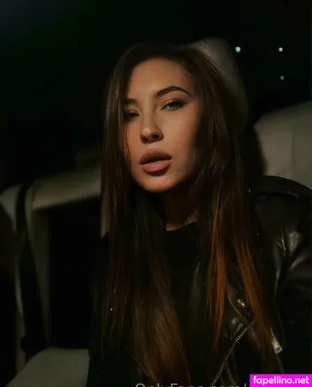 Olga Kis OnlyFans Thumbnail #FY3FzITuh9