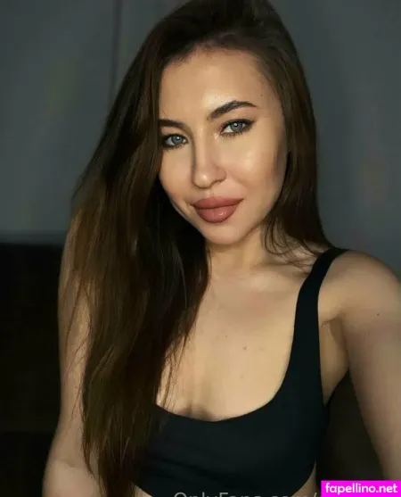 Olga Kis OnlyFans Thumbnail #aED48hWvtS