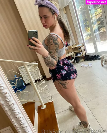 Olga Le Belier OnlyFans Thumbnail #5r5vb6yOam