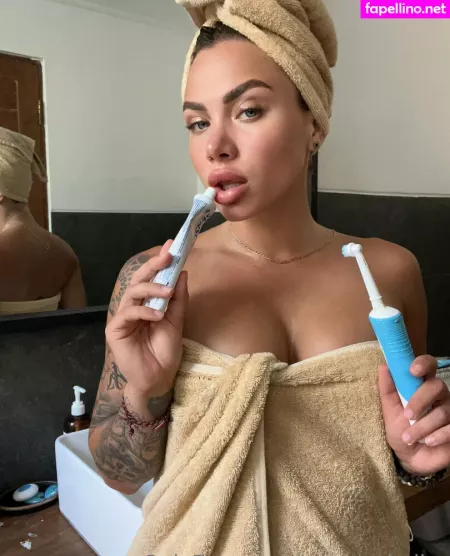 Olga Le Belier OnlyFans Thumbnail #gZ2BuauG3A