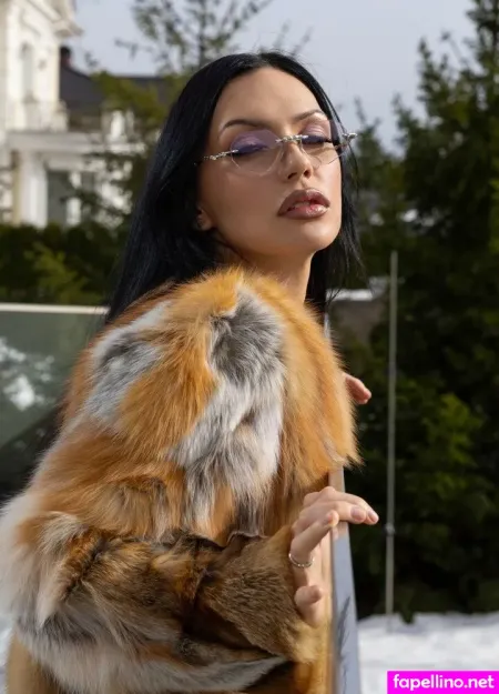 Olga Seryabkina OnlyFans Thumbnail #9ObodvUpne