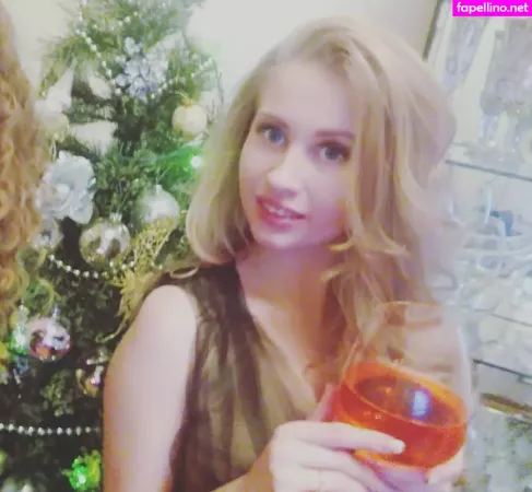 Olga Velichko OnlyFans Thumbnail #046dw5Ymfd