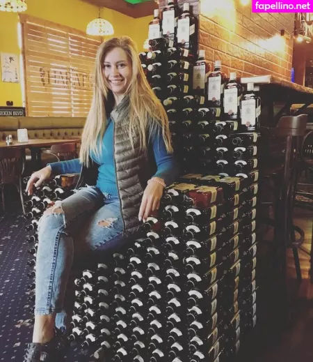 Olga Velichko OnlyFans Thumbnail #ofDDgGPXdE