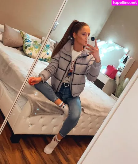 Olgaptko OnlyFans Thumbnail #PqsD5V4qaO