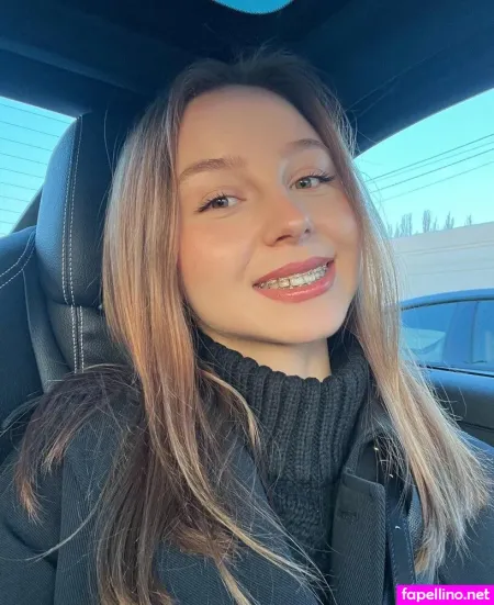 Olhovetskaya Anastasia OnlyFans Thumbnail #SM1NkotN2p