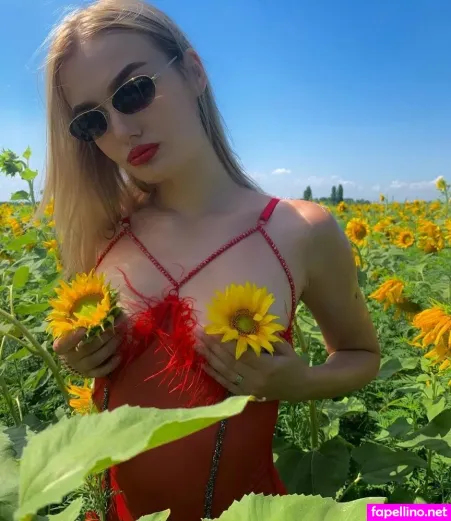 Olia Miro OnlyFans Thumbnail #qjbEqtfkPh